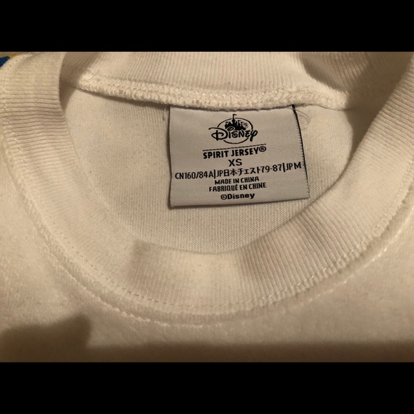 *RARE* Disney “Feelin Classic” Spirit Jersey - Picture 3 of 3